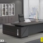 Table De Bureau Exécutif En Bois Foncé; Gris