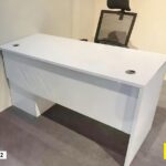 Table De Bureau Blanc Avec Passe-Câbles Blanc